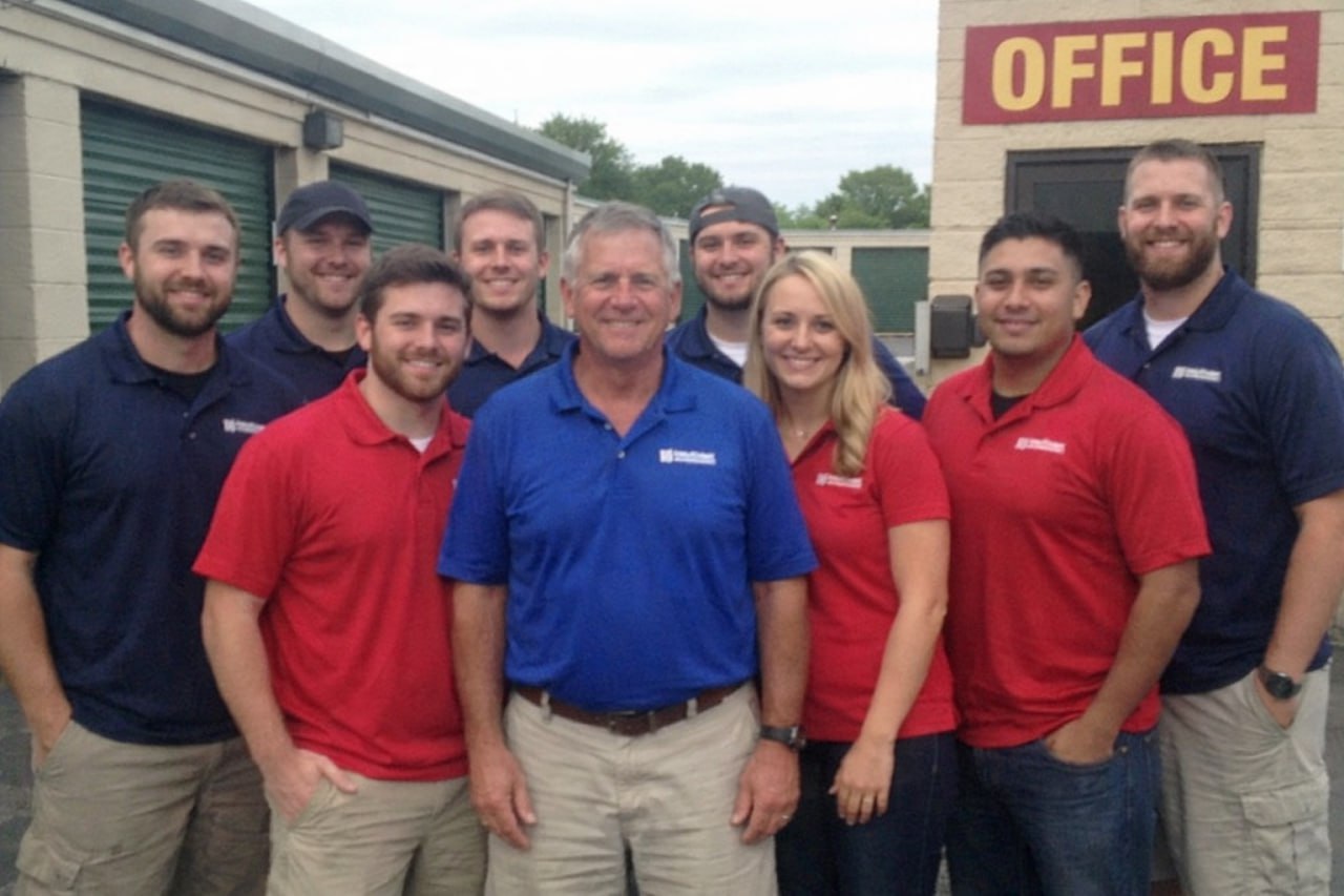 Water damage restoration professionals in San Buenaventura, CA